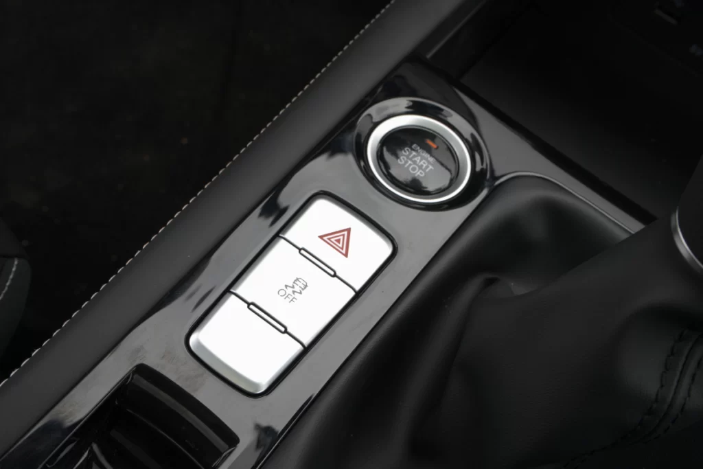 Interior-del-j7-de-jac-motors-venezuela-5-1024x683