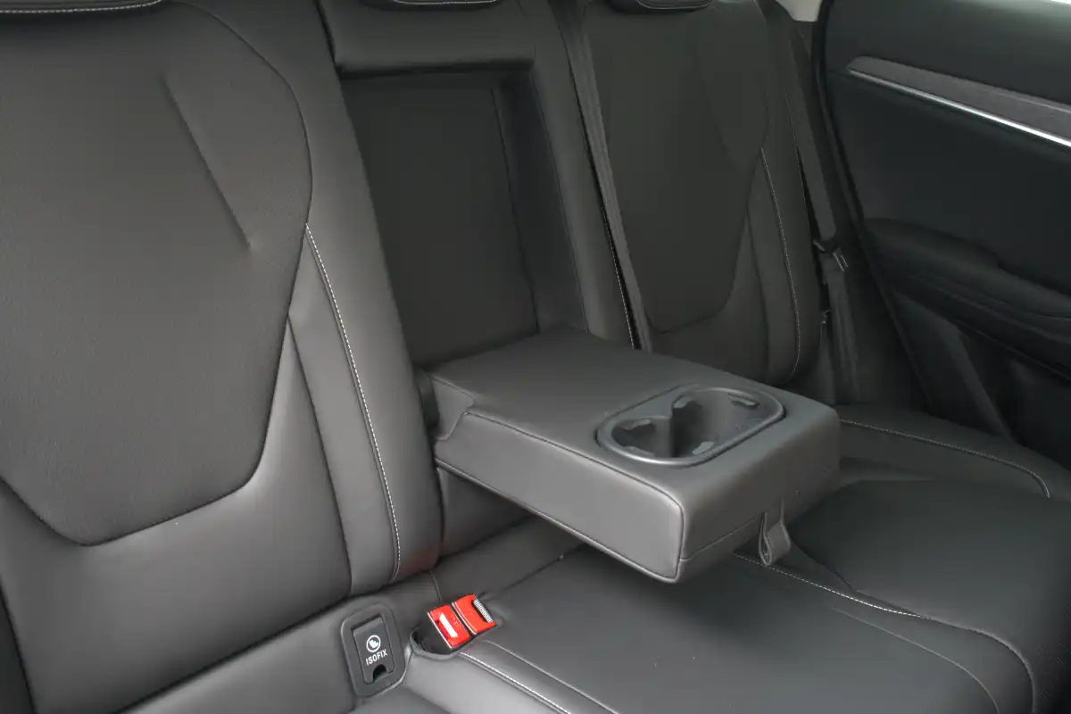 interior-del-js8-pro-savanna-de-jac-motors-12-1